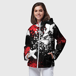 Ветровка с капюшоном женская Хонда на фоне граффити и брызг красок, цвет: 3D-белый — фото 2