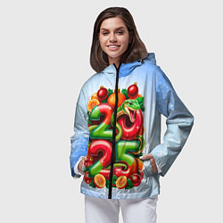 Ветровка с капюшоном женская Змеи к нам приходят 2025, цвет: 3D-черный — фото 2